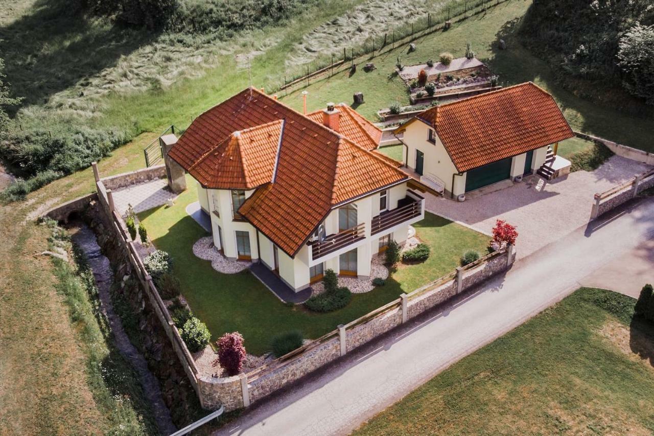 House Of Adventure - The Base To Explore Slovenia Laze v Tuhinju Εξωτερικό φωτογραφία