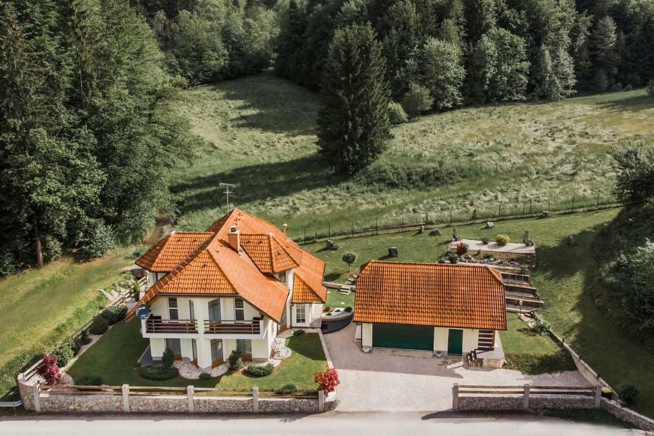 House Of Adventure - The Base To Explore Slovenia Laze v Tuhinju Εξωτερικό φωτογραφία